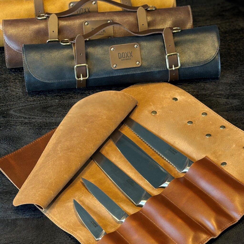 leather knife roll