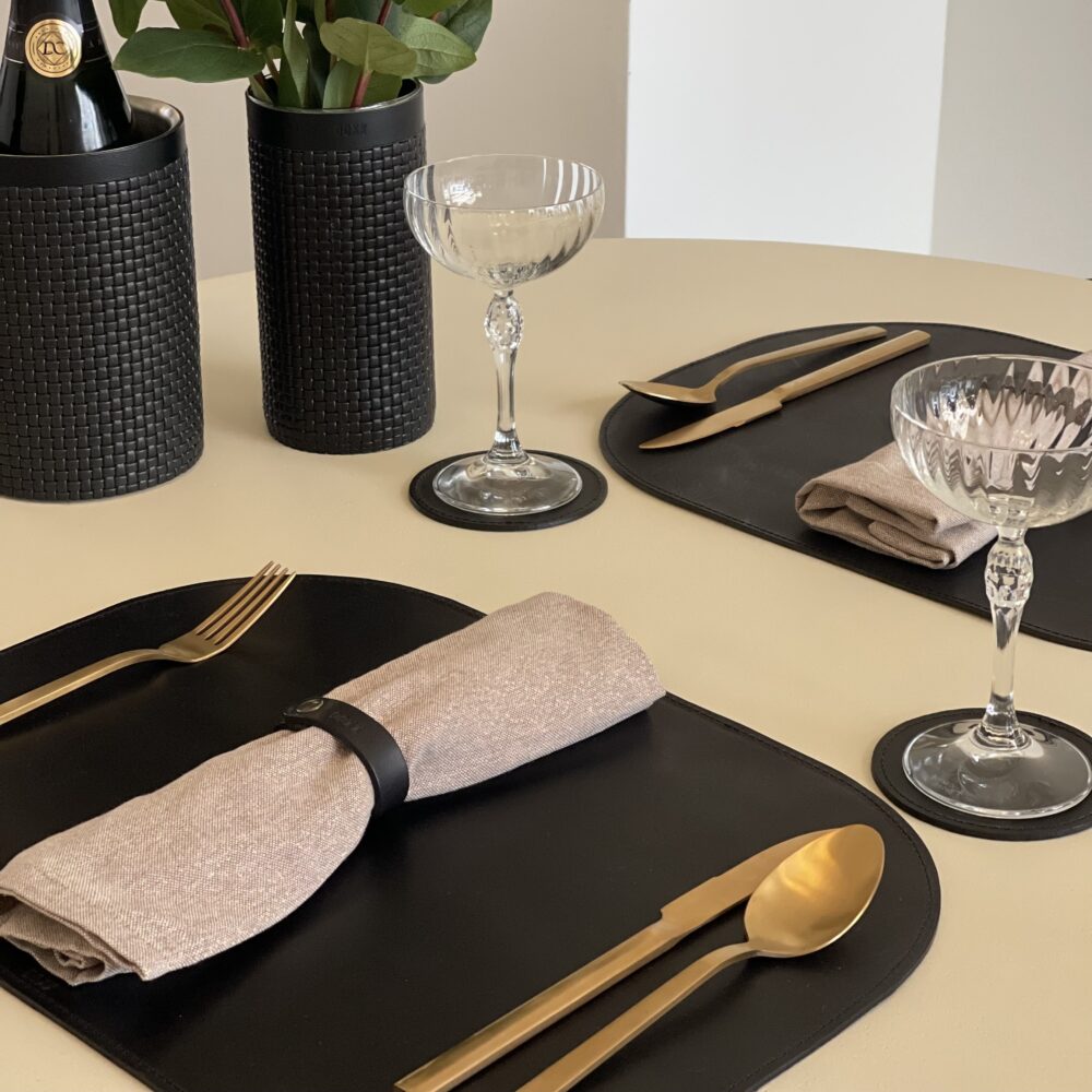 leather placemat black