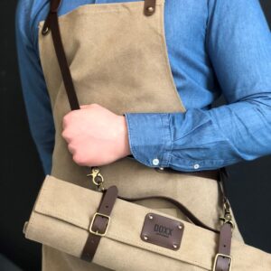 canvas apron and kniferoll green